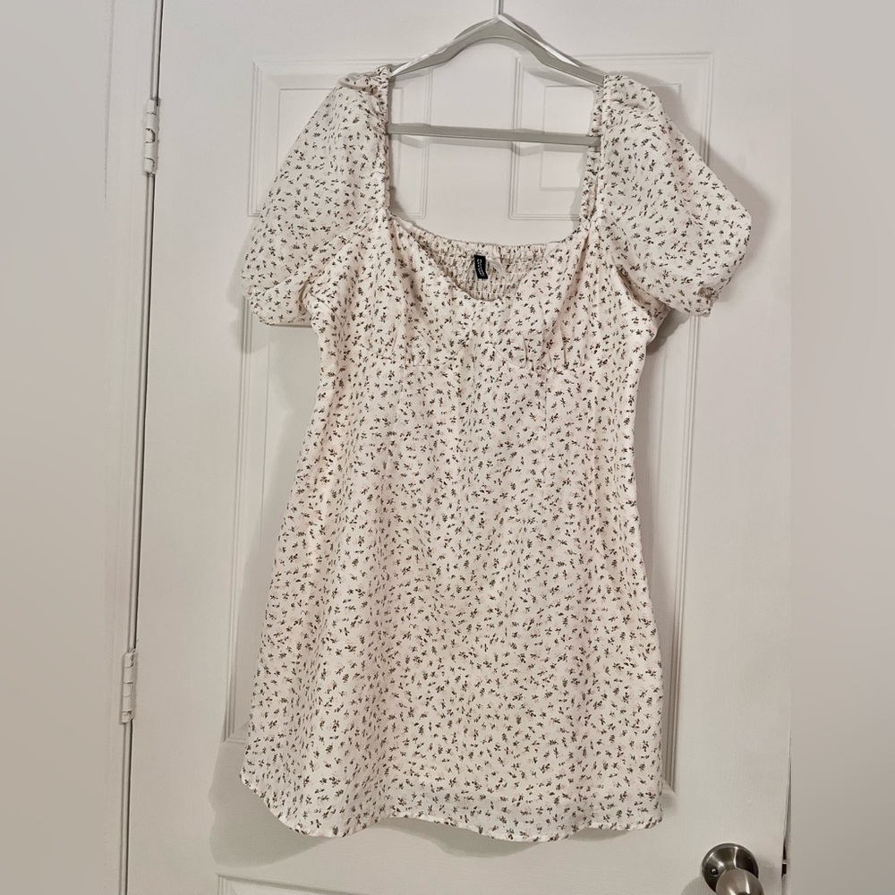 H&M Cream Floral Mini Dress